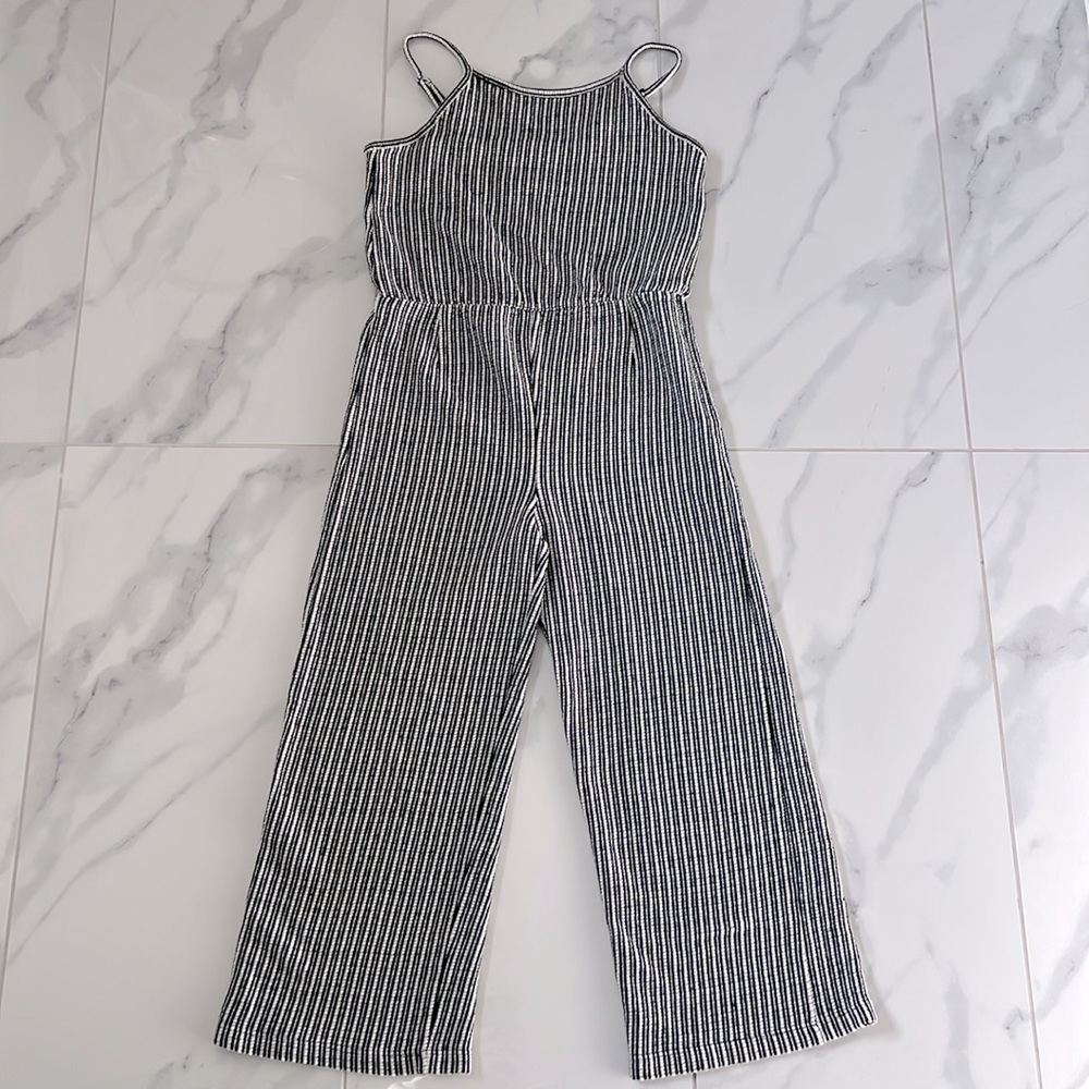 ❌ Forever 21 Black & White Ribbed Spaghetti Strap Wide Leg Jumpsuit